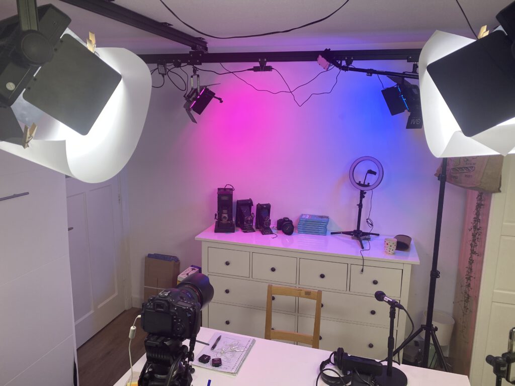 Creating a DIY home video studio - PELPINA: Social Video: Get Video Smart