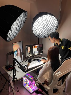 Hệ thống trang thiết bị và nhân sự cốt lõi cho livestream Tiktok