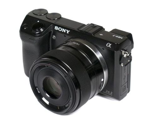 Sony SEL 35mm F/1.8 OSS